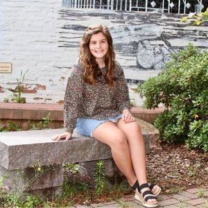 Meet your Posher, Noelle